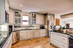 1242 S High St Denver CO 80210-large-010-13-Kitchen stainless applaince-1497x1000-72dpi
