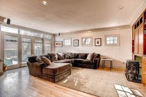1242 S High St Denver CO 80210-large-016-19-Family room sliding glass-1498x1000-72dpi