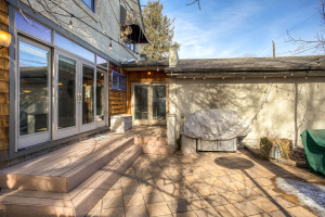 1242 S High St Denver CO 80210-large-035-37-Perfect outdoor living space-1497x1000-72dpi