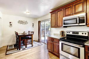 17049 Vineland Parker CO 80134-large-013-20-Kitchen-1500x1000-72dpi