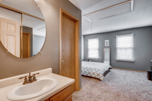 1811squebecway190com-large-019-18-2nd bedroom-1500x1000-72dpi