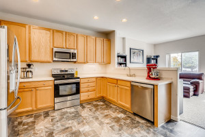 5616 S sicily ct Aurora CO-large-006-9-Kitchen-1500x1000-72dpi