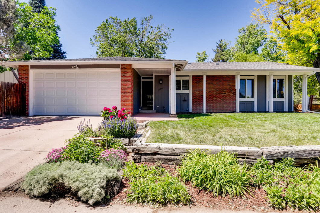 15891 E Mercer Pl Aurora CO-large-002-011-Exterior Front-1500x1000-72dpi