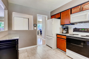 15891 E Mercer Pl Aurora CO-large-009-023-Kitchen-1500x1000-72dpi