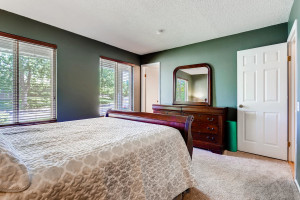 15891 E Mercer Pl Aurora CO-large-013-025-Master Bedroom-1500x1000-72dpi