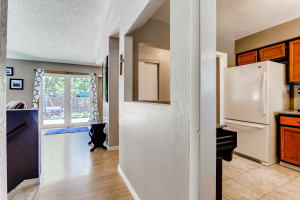 15891 E Mercer Pl Aurora CO-large-022-020-Hallway-1500x1000-72dpi
