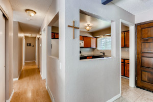 15891 E Mercer Pl Aurora CO-large-023-013-Hallway-1500x1000-72dpi