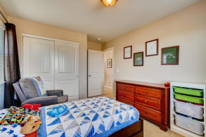 13801 Ashgrove Cir Parker CO-large-022-036-2nd Floor Bedroom-1499x1000-72dpi