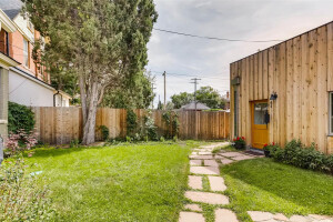133 Grant Backyard