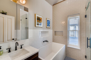 133 Grant St Denver CO 80203-large-023-019-2nd Floor Primary Bathroom-1498x1000-72dpi