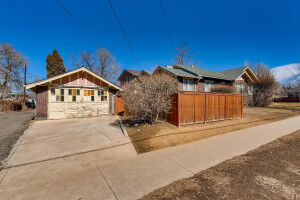 2203 Grape St Denver CO 80207-large-011-008-Exterior Rear-1498x1000-72dpi