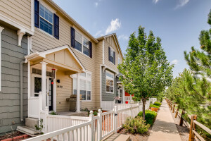 03-Exterior-Front
