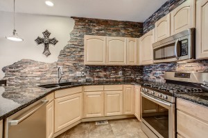 13-Kitchen