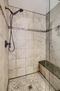 23-2nd-Floor-Primary-Bathroom