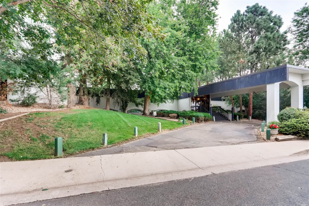 2375 S Linden Ct #209 - Web Quality - 001 - 01 Exterior Front