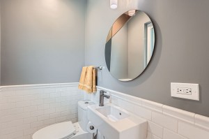 3530 E 8th Ave - Web Quality - 014 - 17 Powder Room