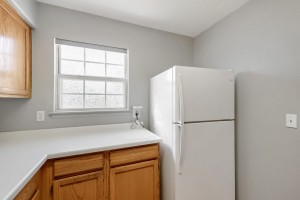 12008  Hoye Dr - Web Quality - 018 - 12 Kitchen